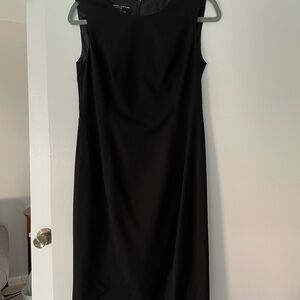 Elegant Black Sleeveless Dress